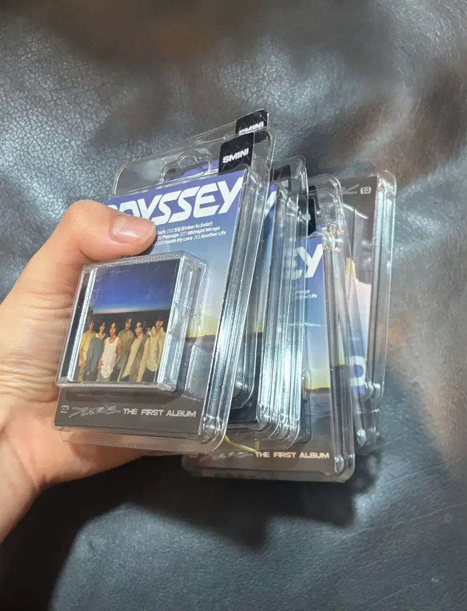 thumbnail-0
